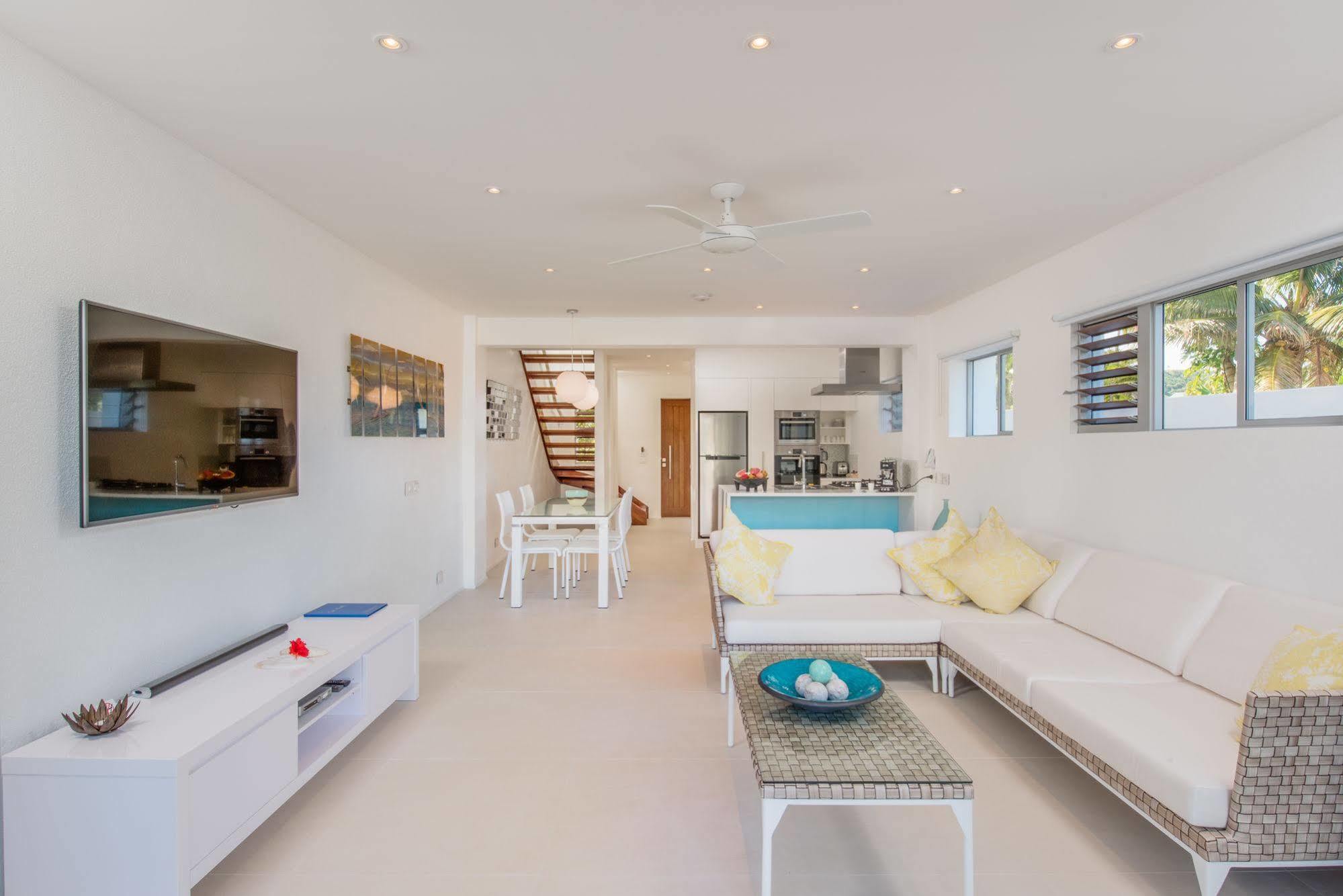 Crystal Blue Lagoon Villas Rarotonga Exterior photo