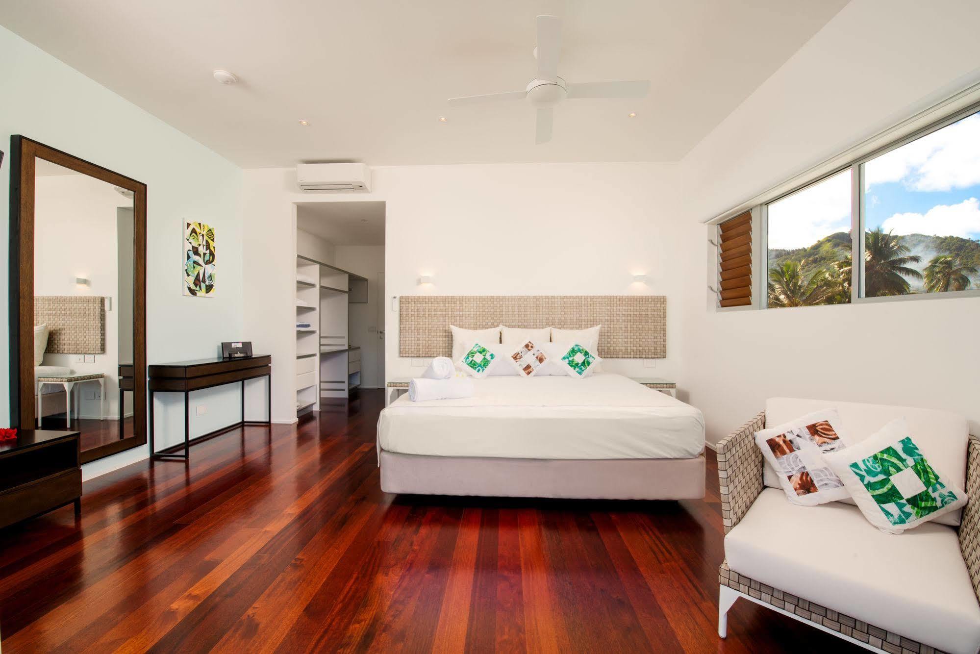 Crystal Blue Lagoon Villas Rarotonga Exterior photo